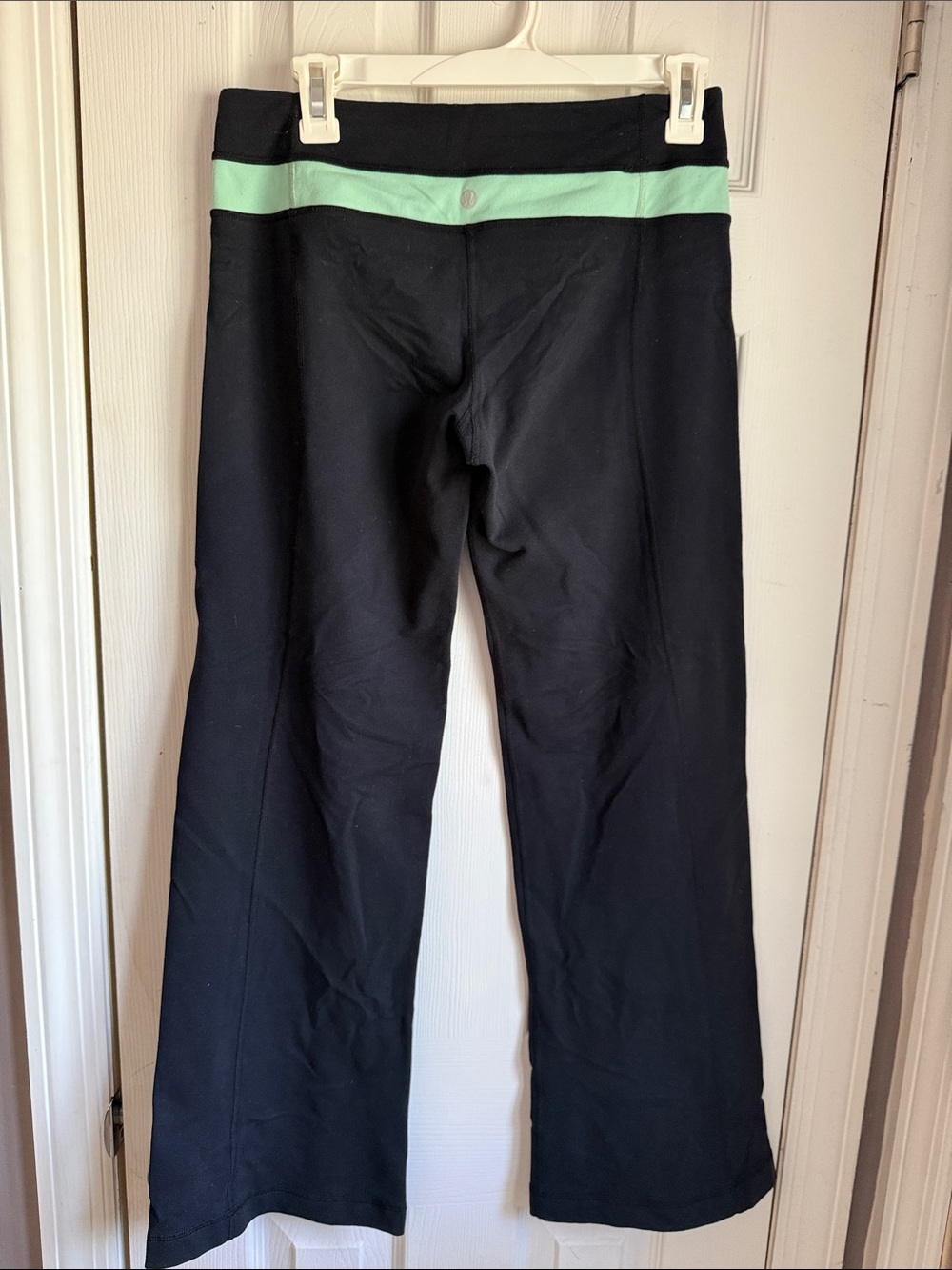 Lululemon Groove Flare Pants size 8